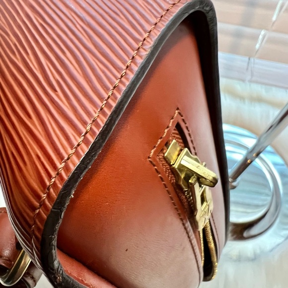 ♦️Louis Vuitton mabillon Epi Backpack - Picture 8 of 11